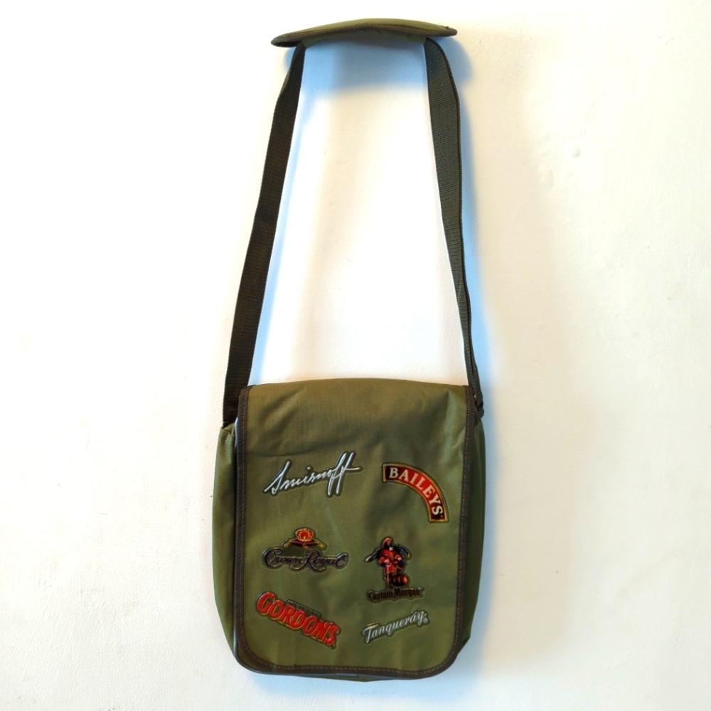 Crown Royal Captain Morgan Smirnoff Gordon's Baileys Tangueray Crossbody…